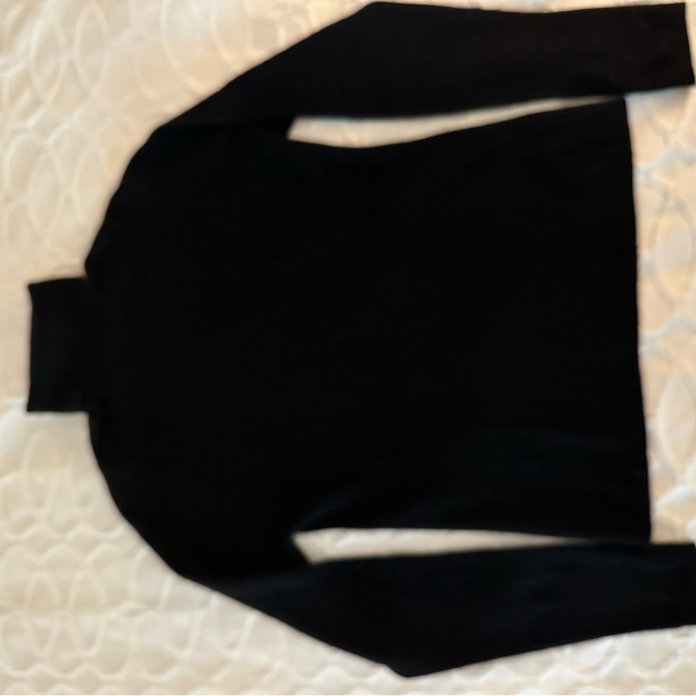 Neiman Marcus Black Turtleneck Cashmere Sweater